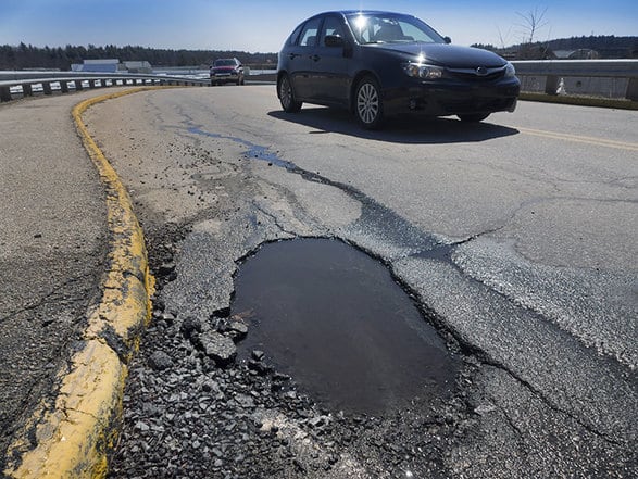 Is Road Hazard Damage Covered By Insurance? RateLab.ca
