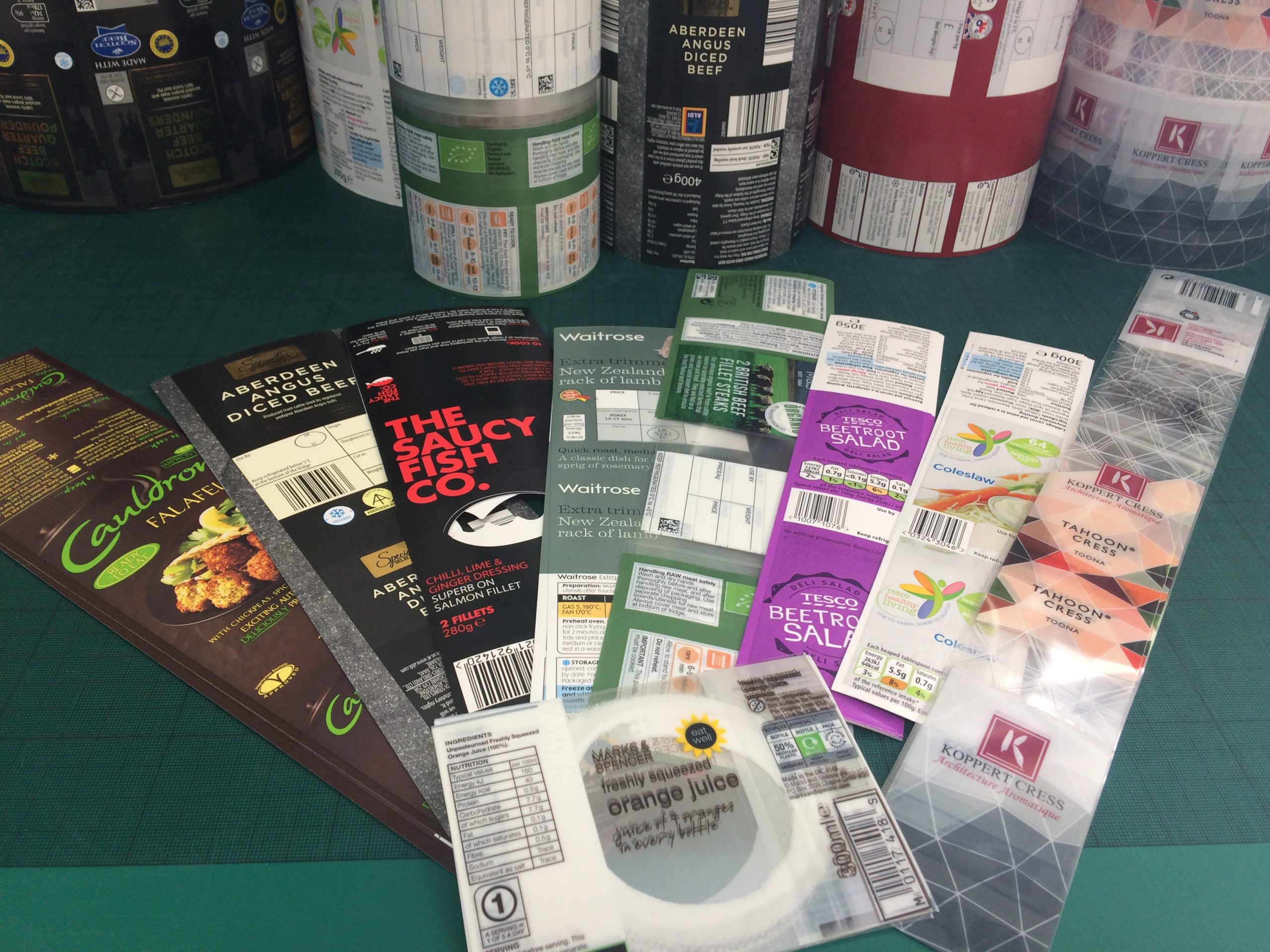 Linerless vs Self Adhesive Raveneers Corner