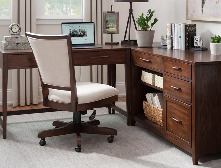 Office Desks Raymour & Flanigan