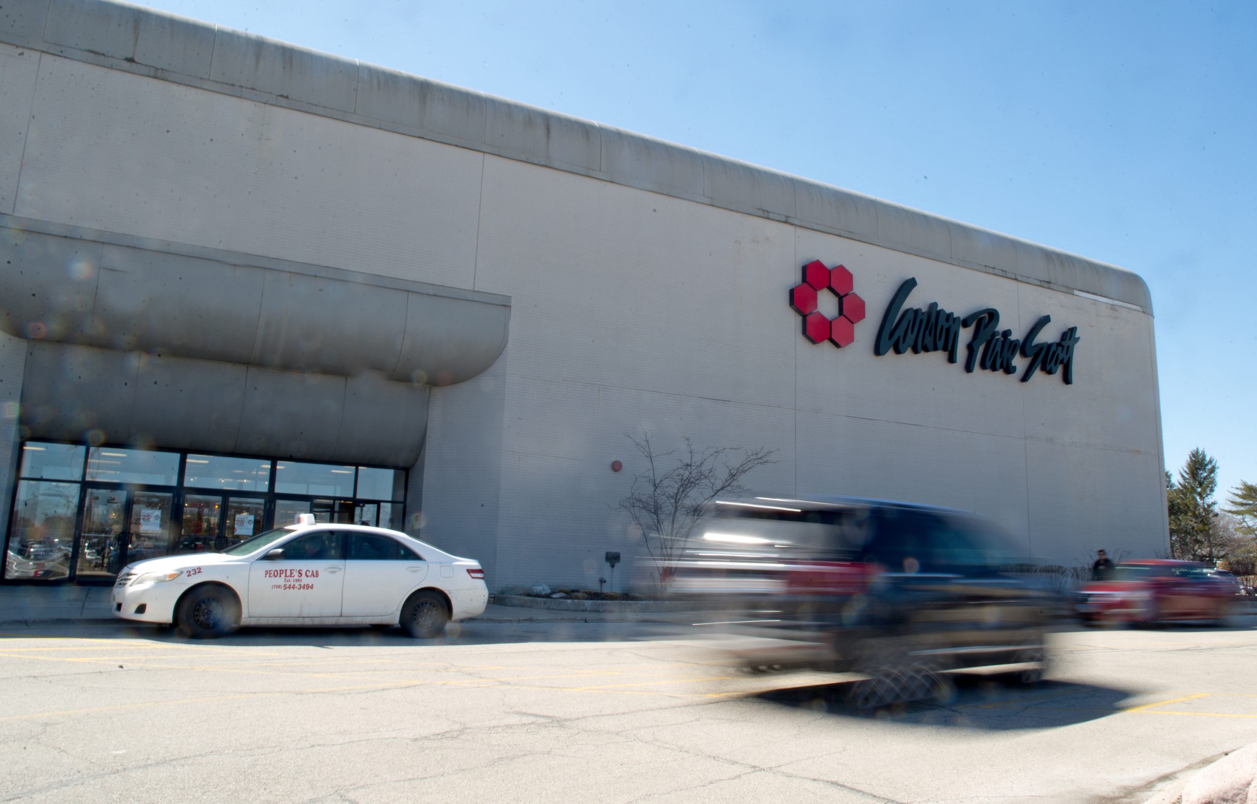 Pandora store north riverside 2025 mall