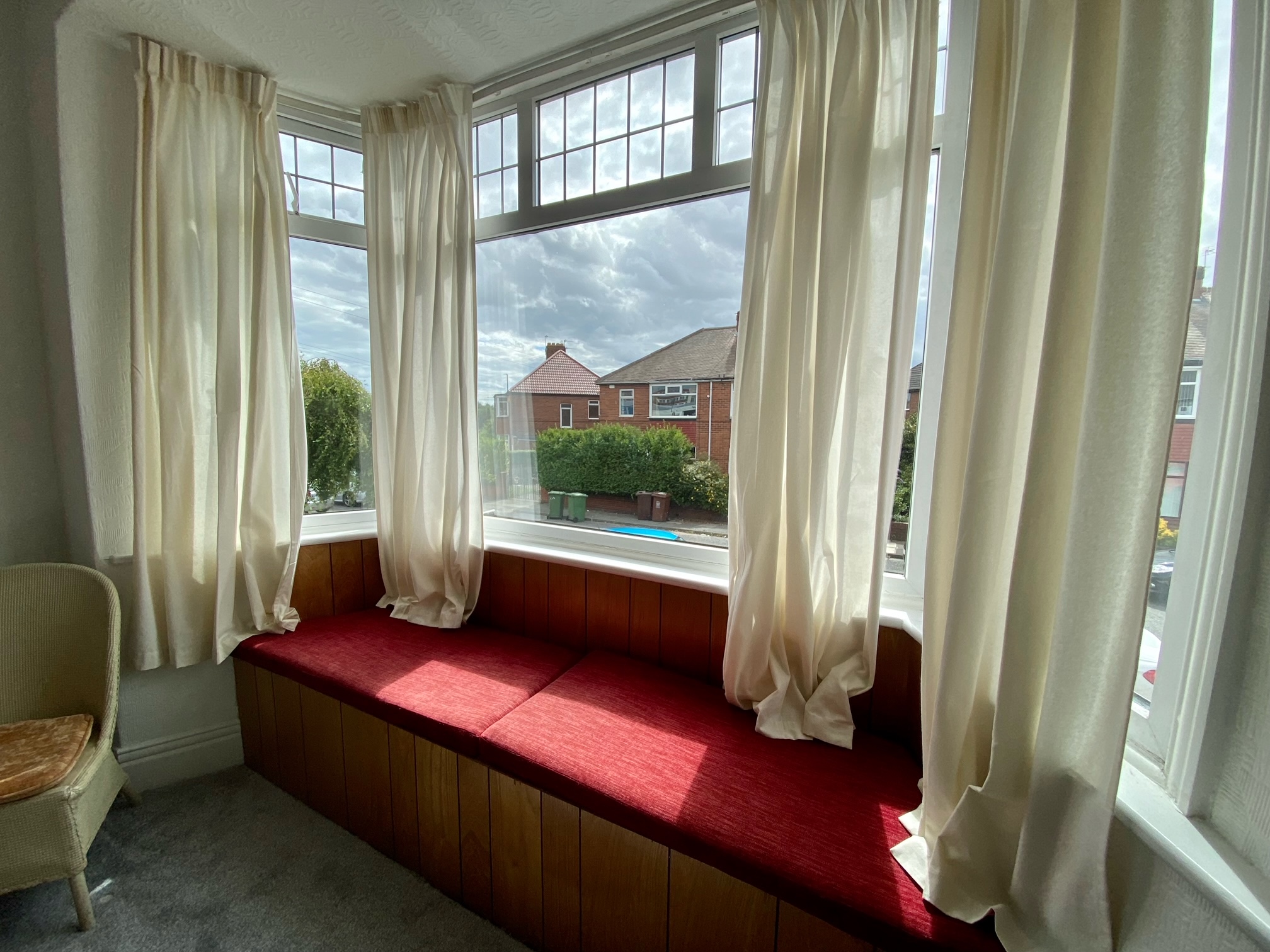 181 Bosworth Gardens, Heaton, Newcastle upon Tyne, NE6 5UP Ron Breen