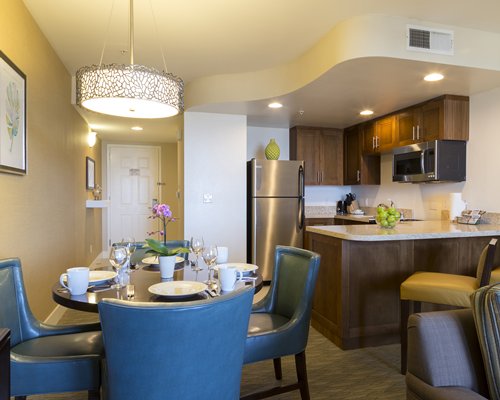 Carlsbad Seapointe Resort 3987 Details RCI