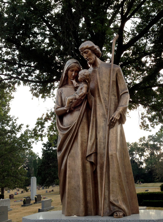 Art for the Quick and the Dead Exploring the Sculptures of Quad Cities Cemeteries River