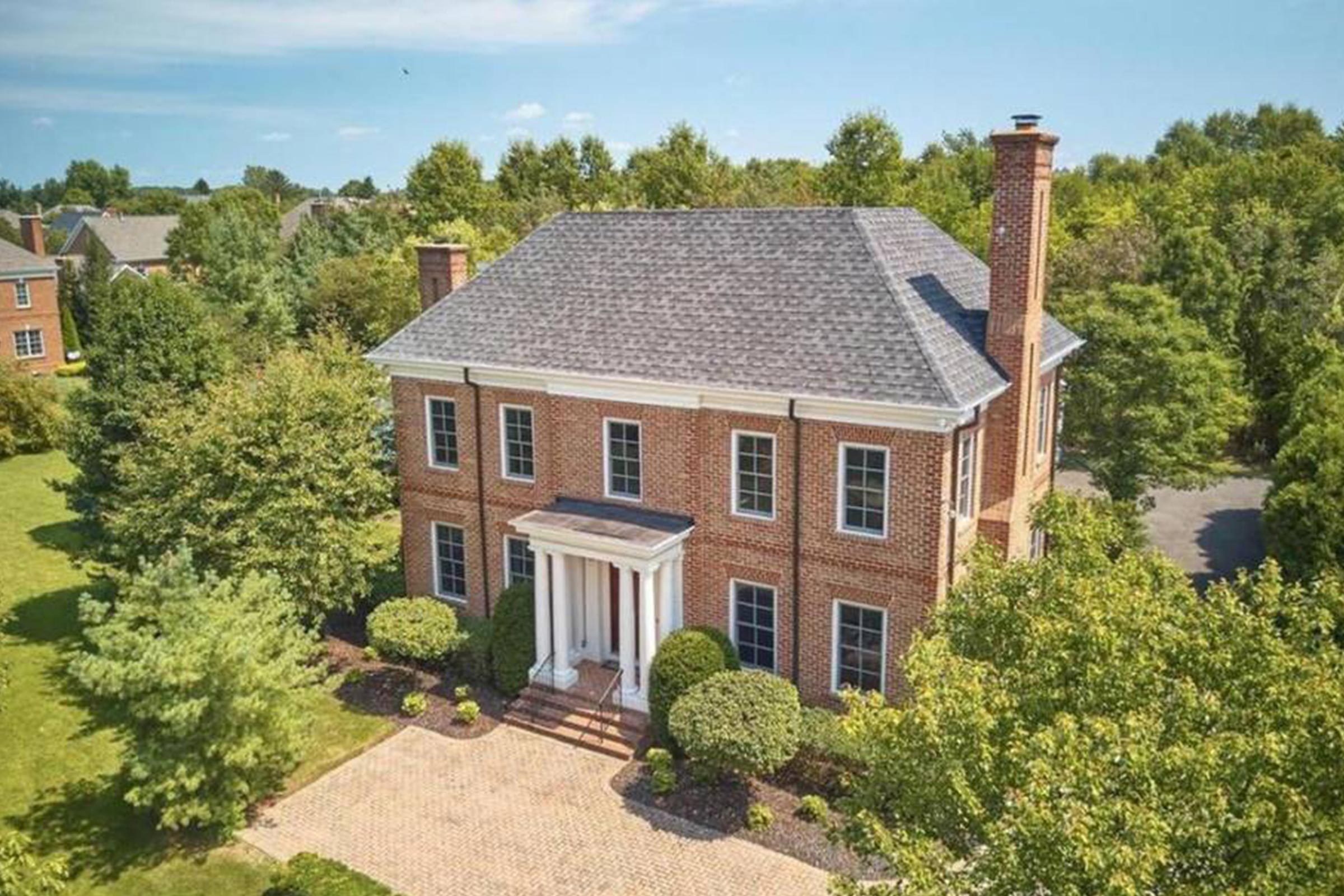 The Most Extravagant Airbnb Listing in Every State Reader's Digest