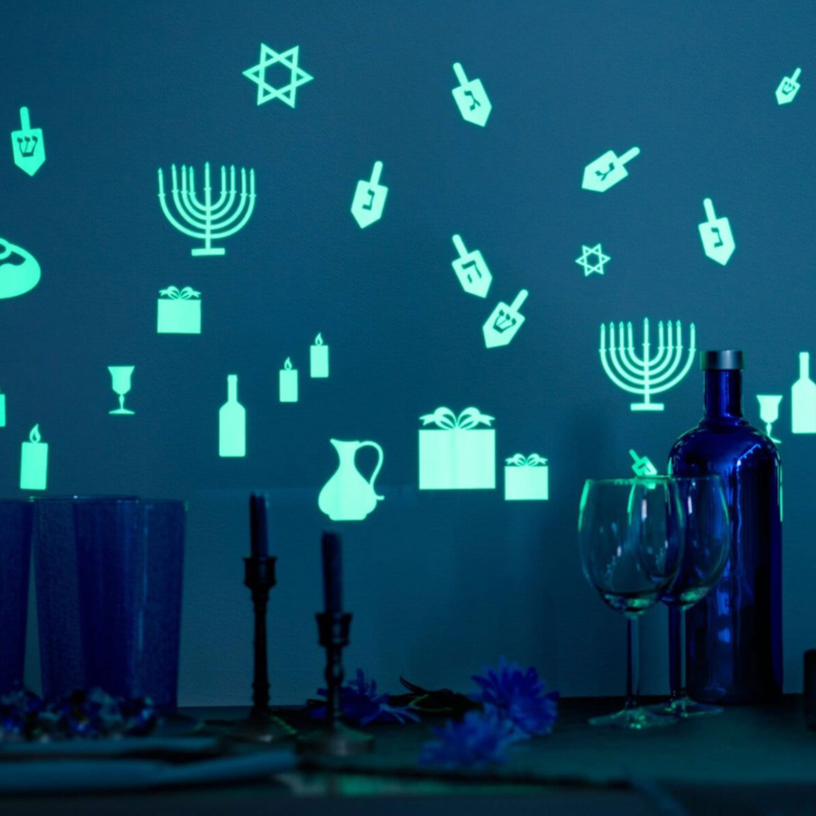 Best Hanukkah Decorations for the Festival of Lights Reader's Digest
