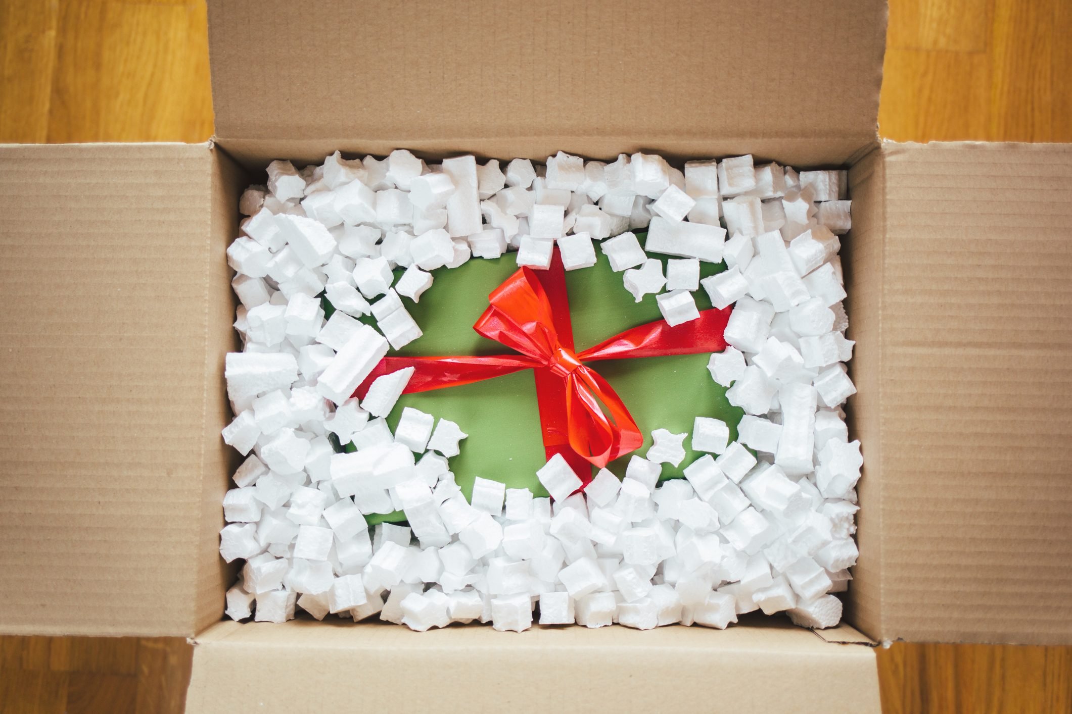 Holiday Shipping Deadlines for 2022 — FedEx, UPS, USPS, and More