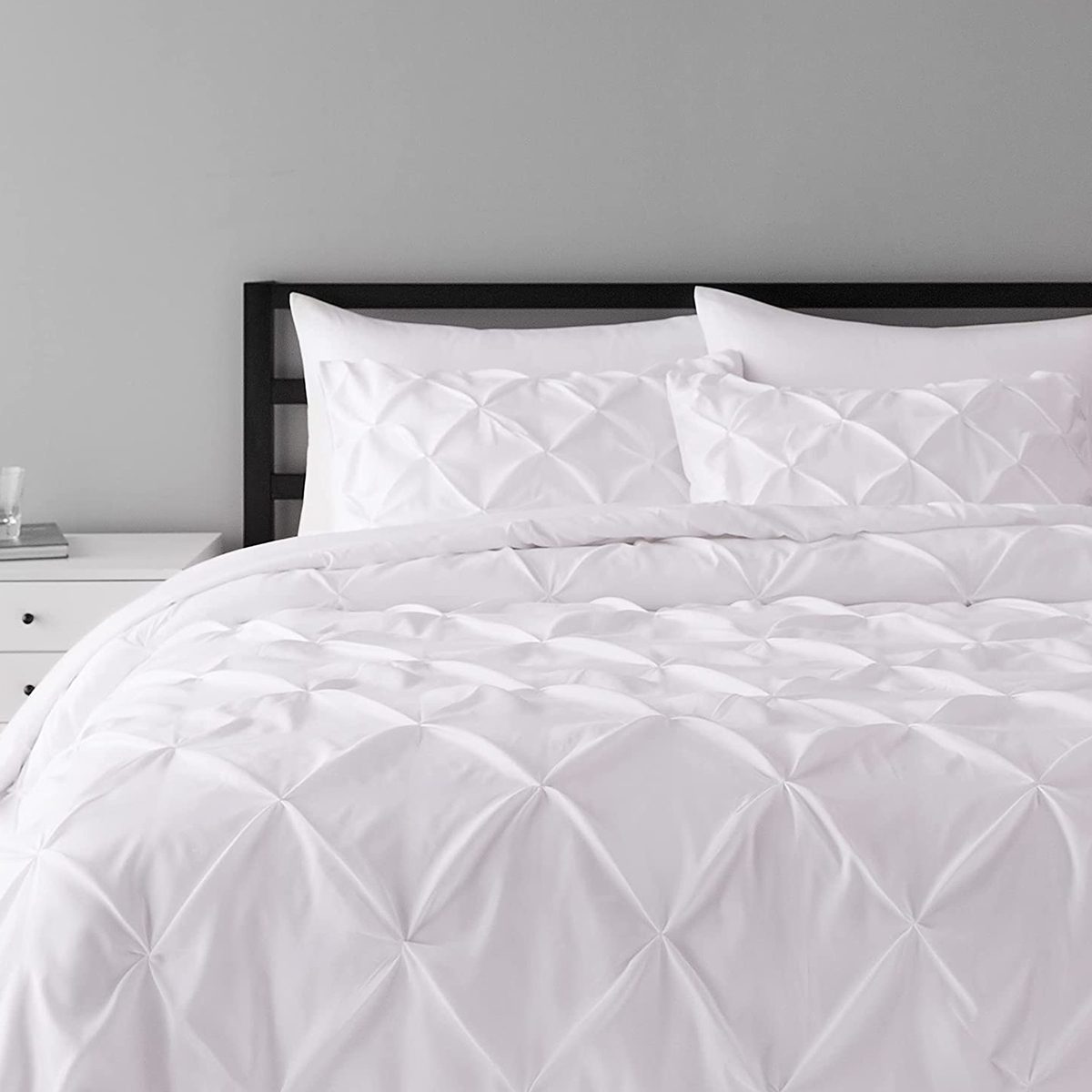 6 Best Lightweight Comforters for Hot Sleepers in 2024