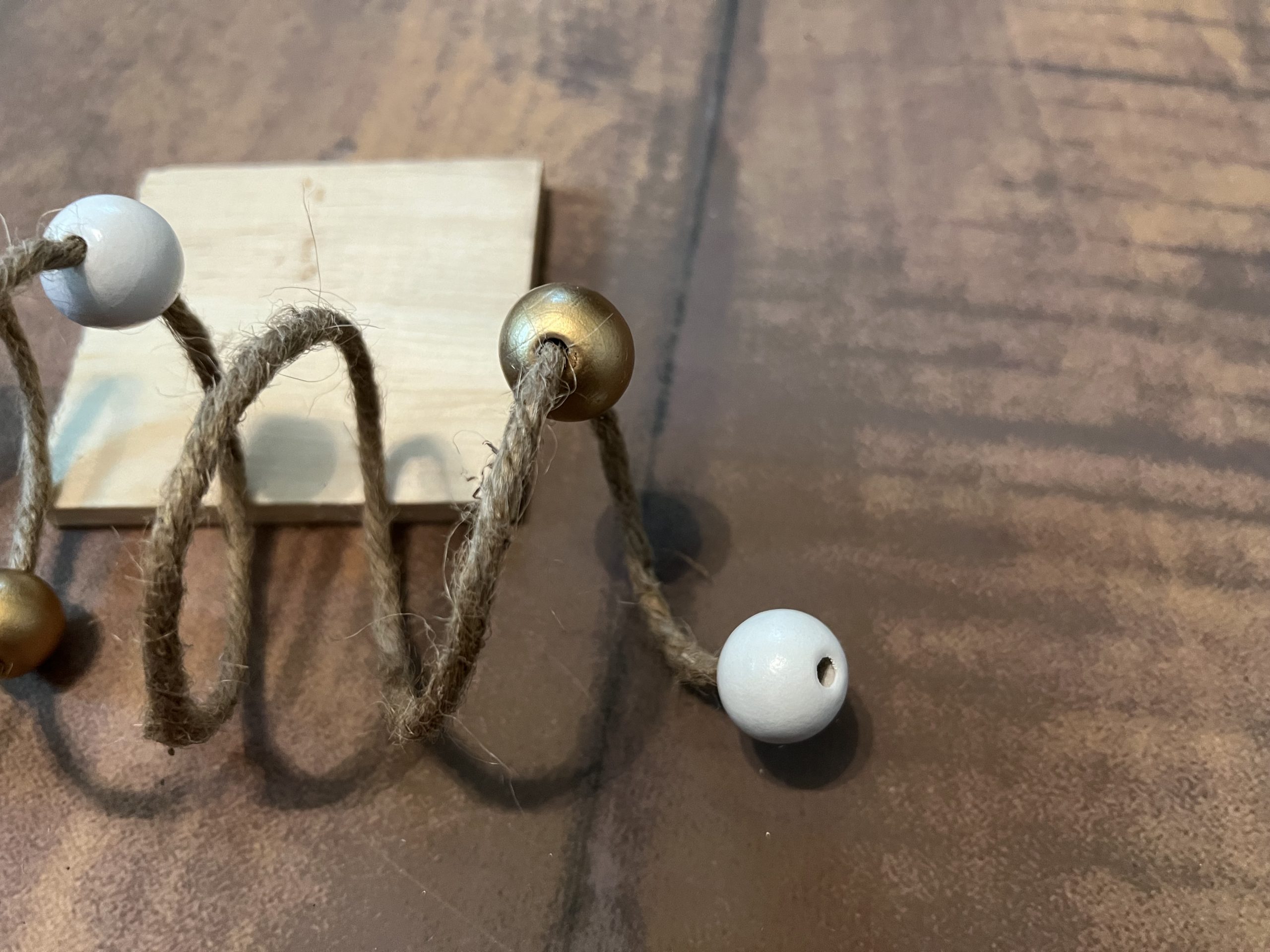 how to make diy spiral trees with wired jute ReFabbed