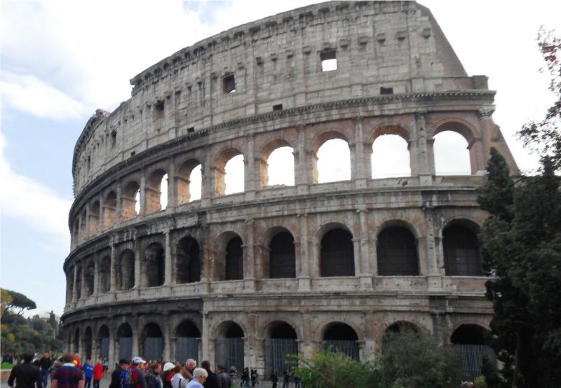 Amazing Historical Buildings shining this world with their Beautiful