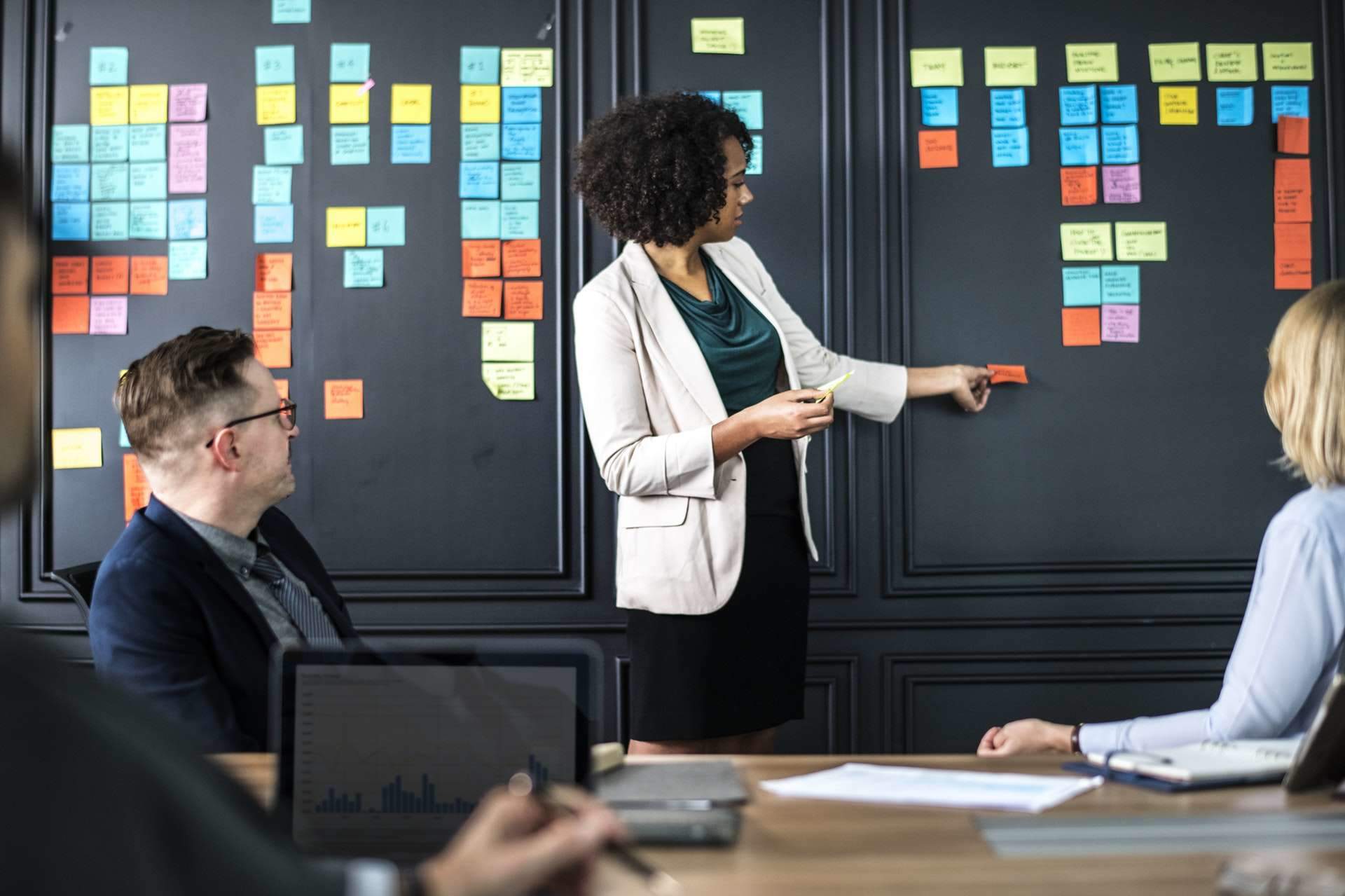 7 Learning Principles to Consider When Training Employees