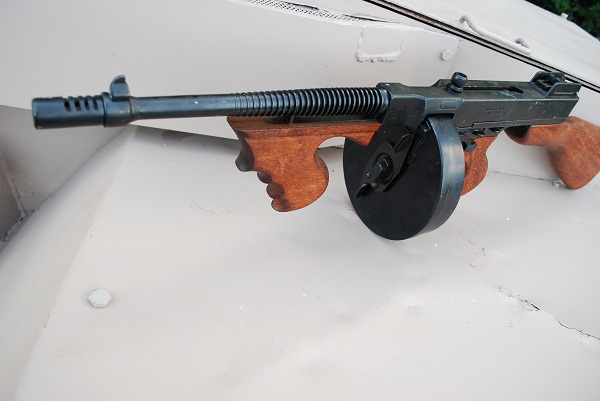 Replica Thompson Machine Gun | Replica Drum Mag Tommy Gun