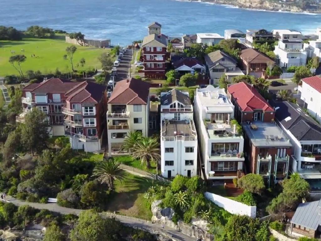 Sydney real estate Bondi apartment block sells for 11.6m Sydney real estate Bondi apartment block sells for 11.6m