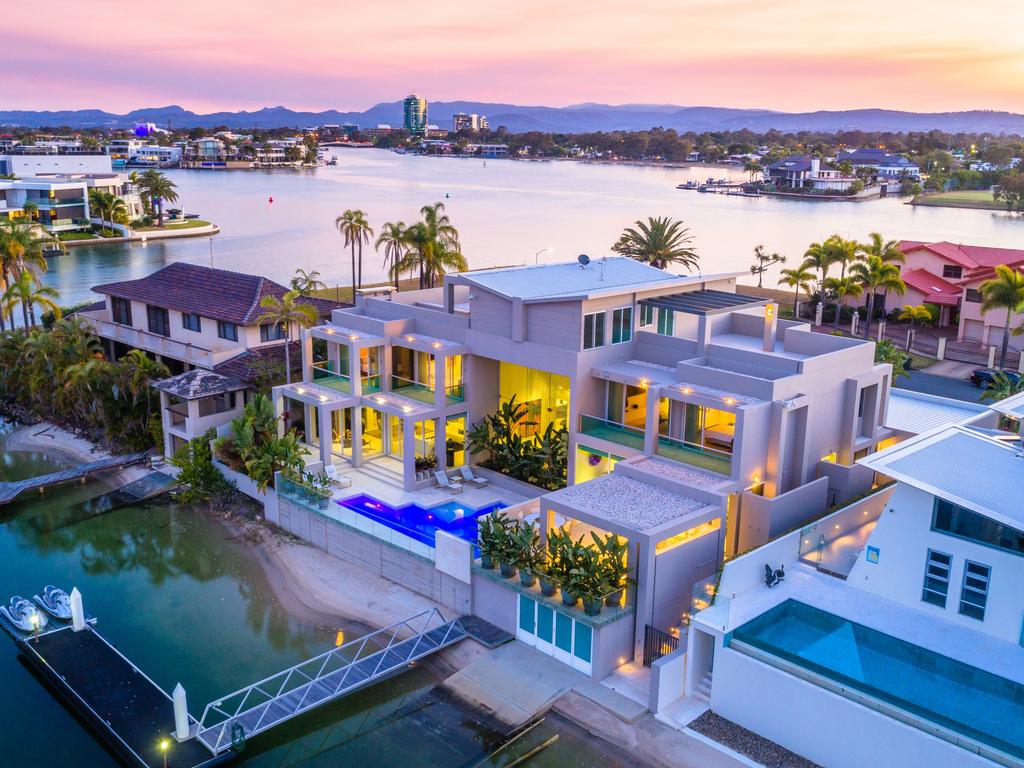 Luxury Gold Coast mansion fetches 6.25 million after 5 million