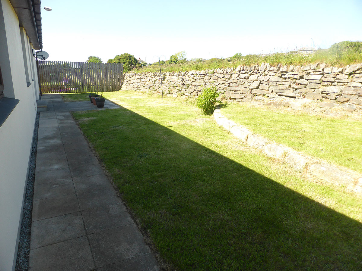 Beauchamps Meadow, Sandy Lane, Redruth. TR15 2DG. Real Estates (Cornwall)
