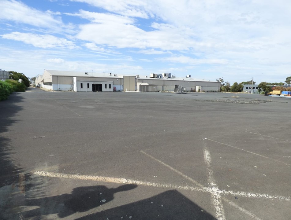 Fife Capital pays 26 million for Mulgrave industrial asset