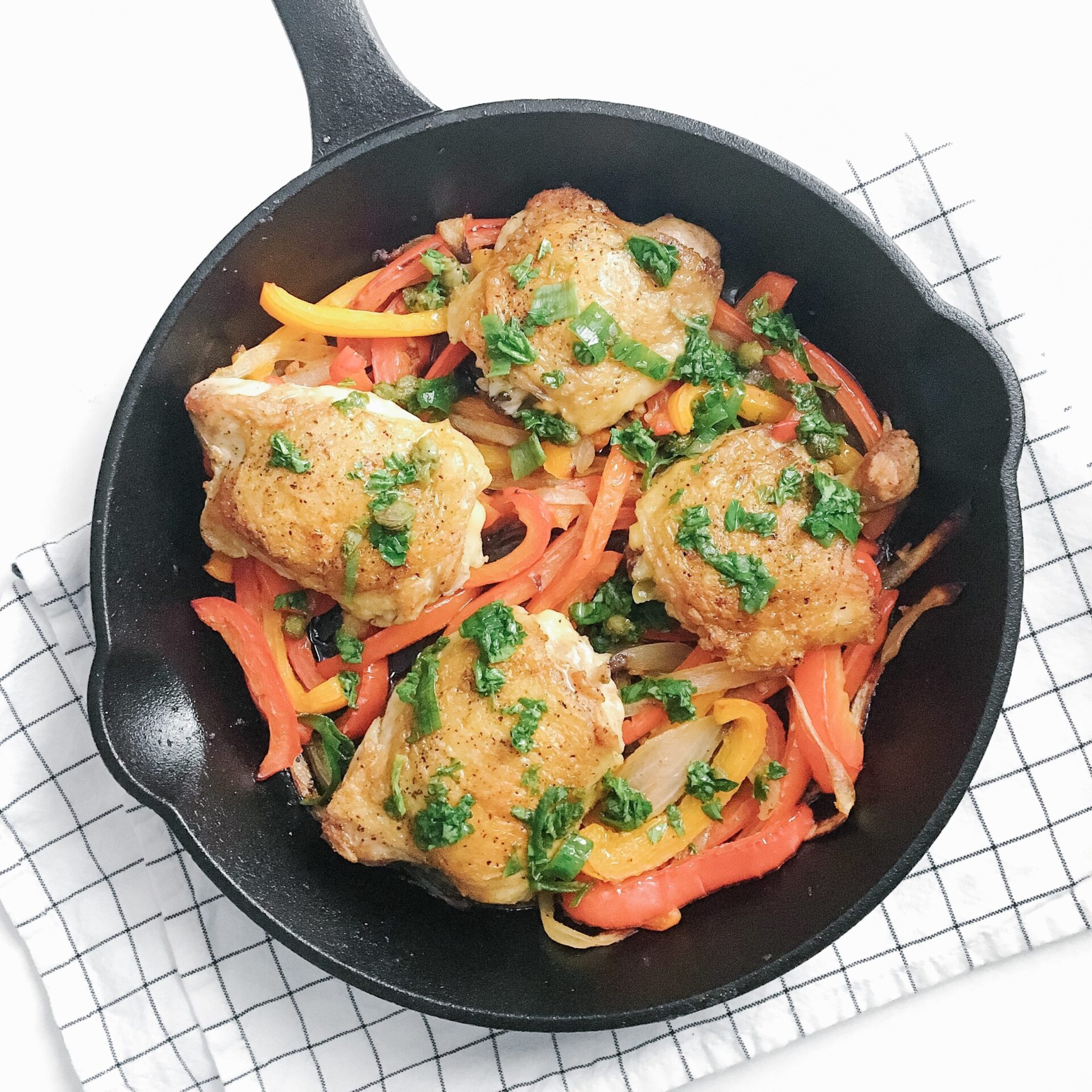 Recipe Review Crispy Chicken Thighs with Peppers and Salsa Verde