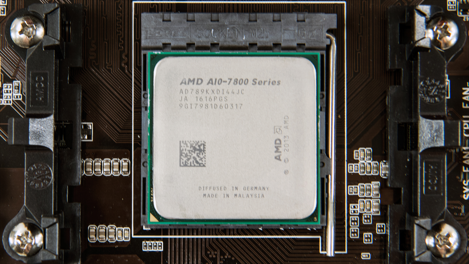 AMD A107890K Glorious FPS for Less