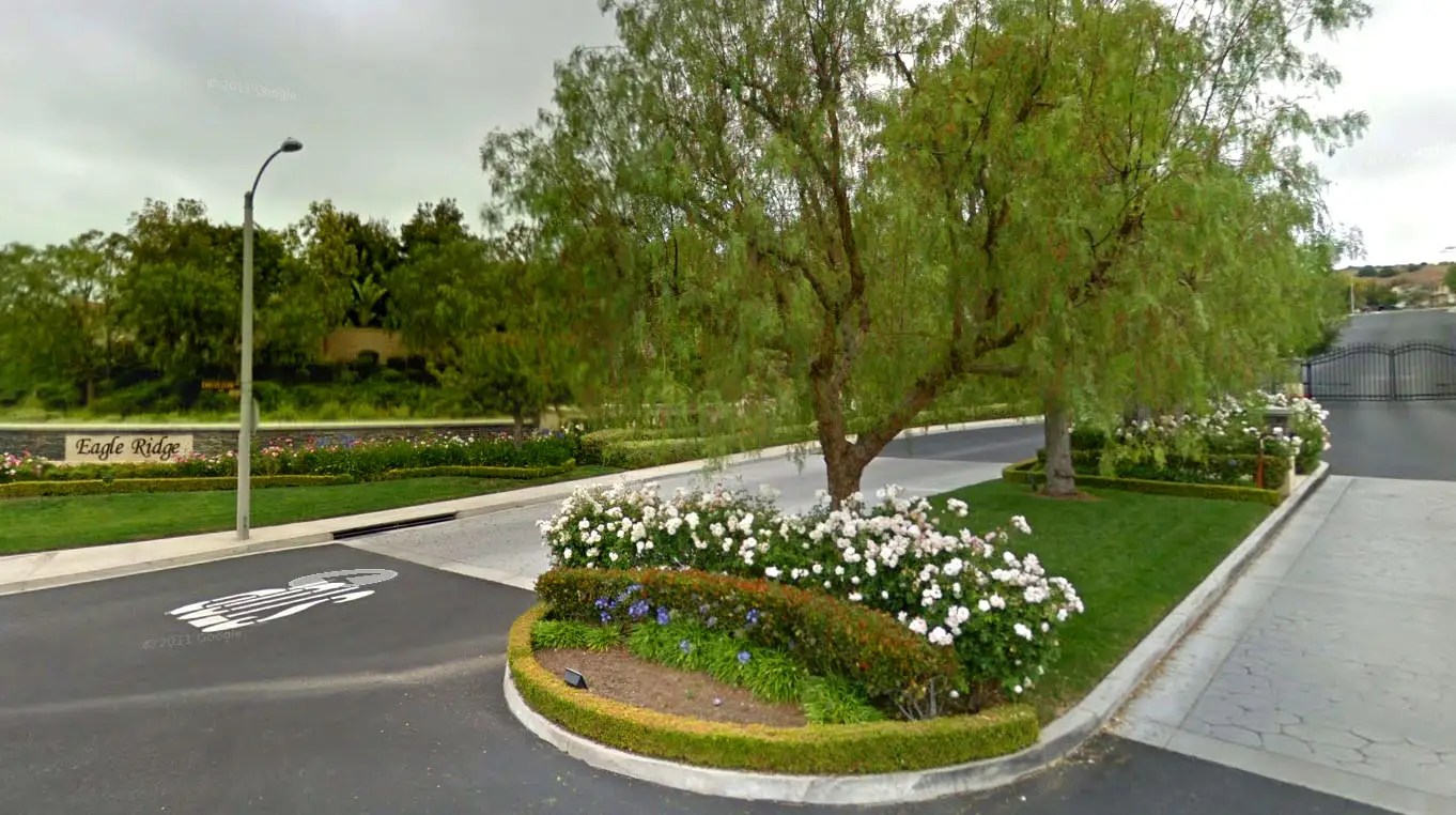 Thousand Oaks gated community homes Conejo Valley, CA