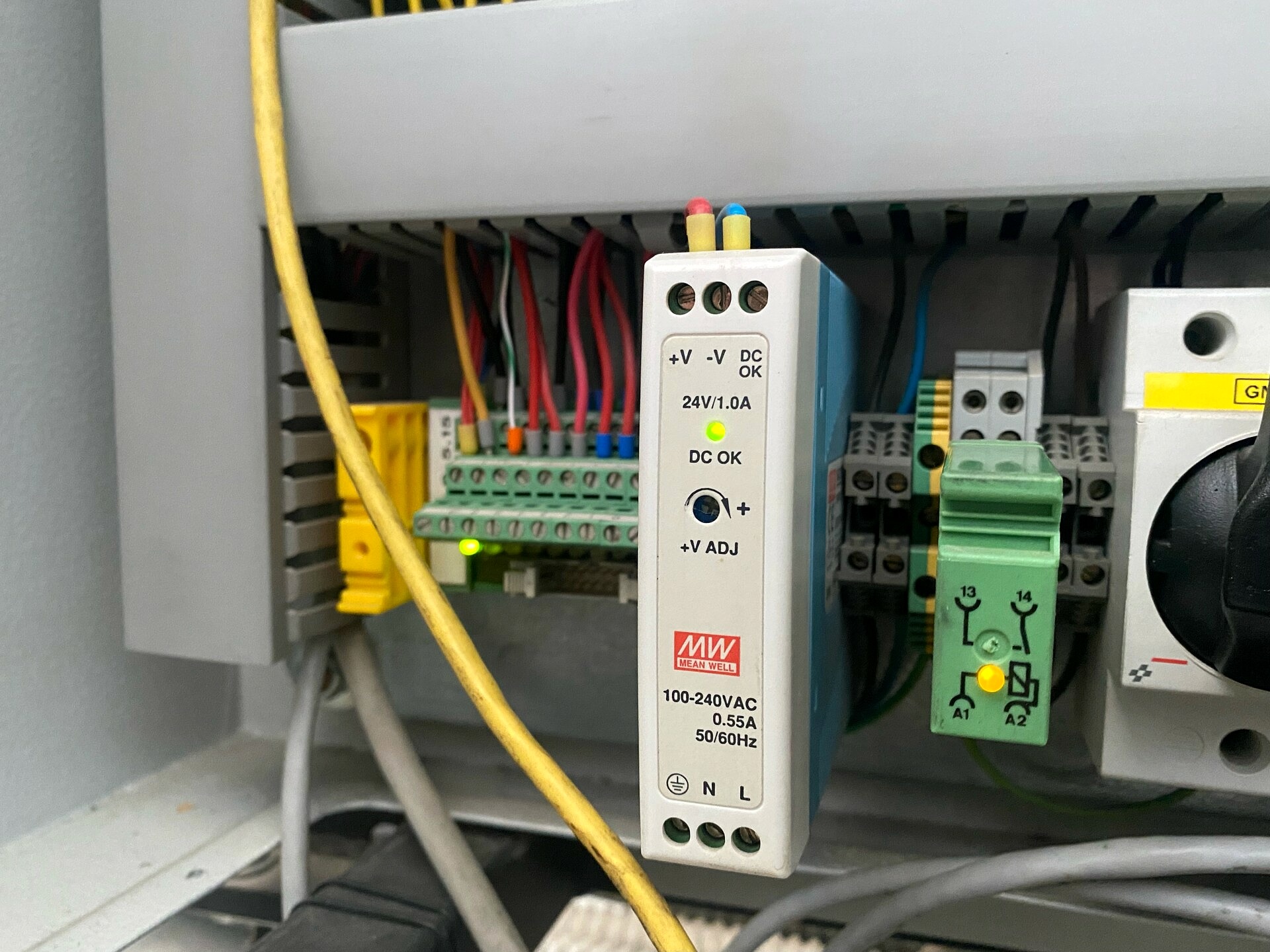 The Whats and Hows of DIN Rail Power Supplies