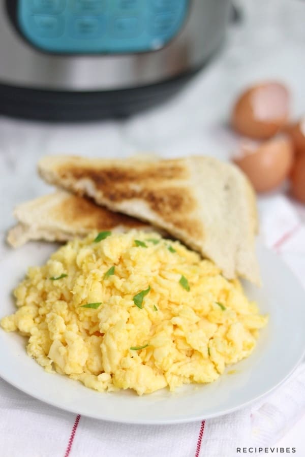 Instant Pot Scrambled eggs Recipe Vibes