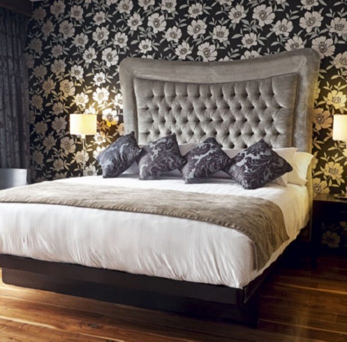 Wallpaper vs Paint Which is better?