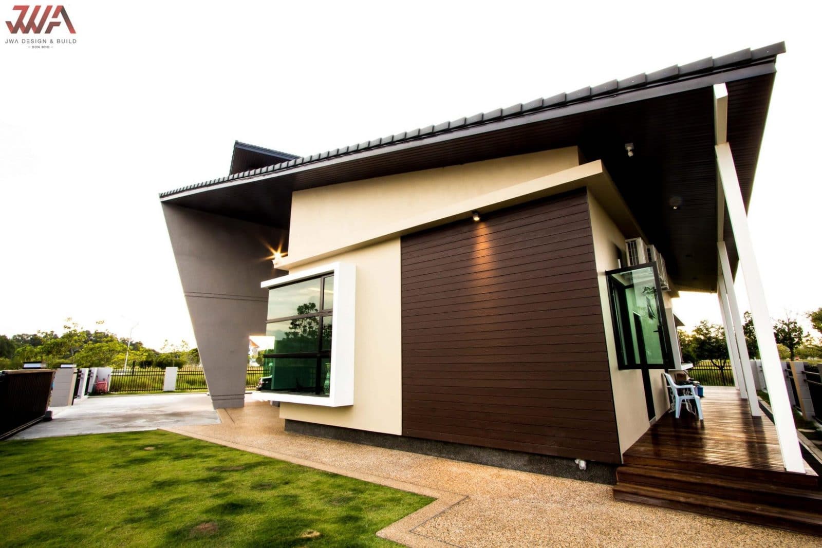 12 Simple Yet Striking Home Exterior Designs in Malaysia