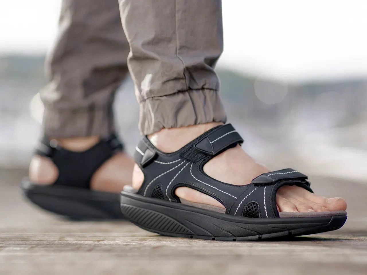 Best Sandals For Neuropathy Benefits And How To Choose
