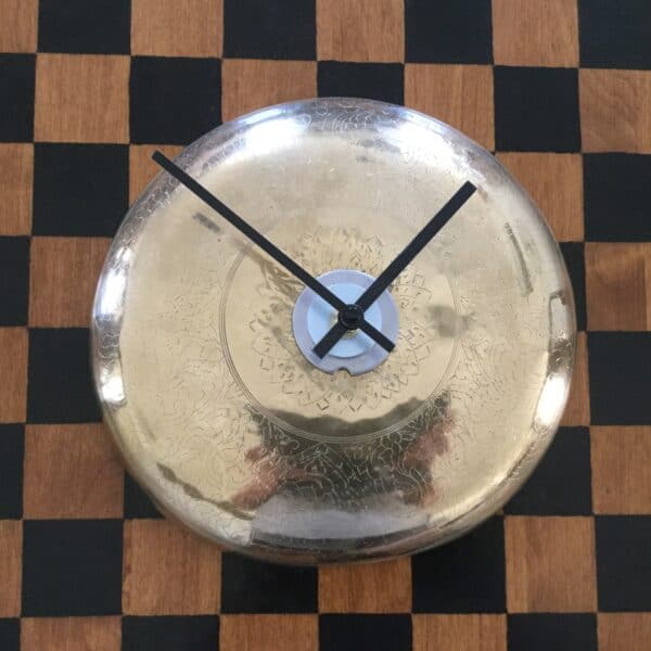 Upcycled Clocks Made From Just About Anything • Recyclart