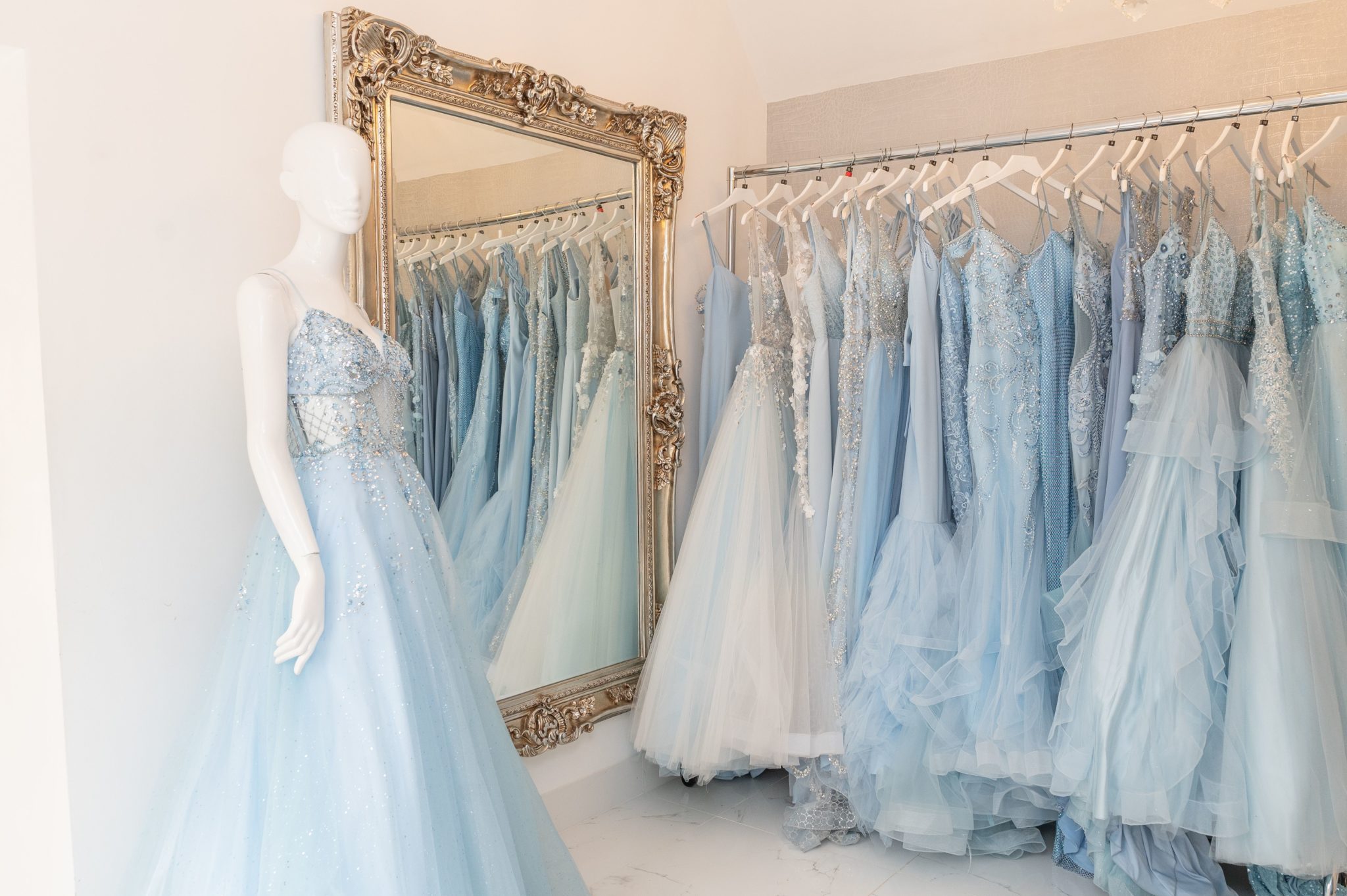 Prom Dresses For Hourglass Figure