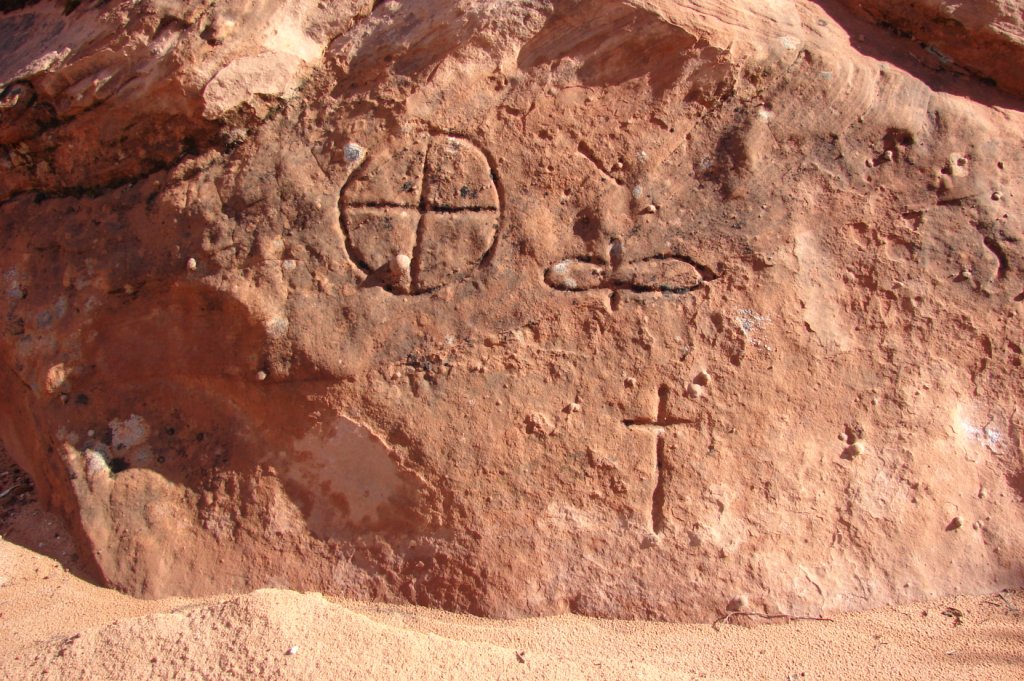 Red Cliffs Desert Reserve » Web 8 Historic Spanish rock carvings