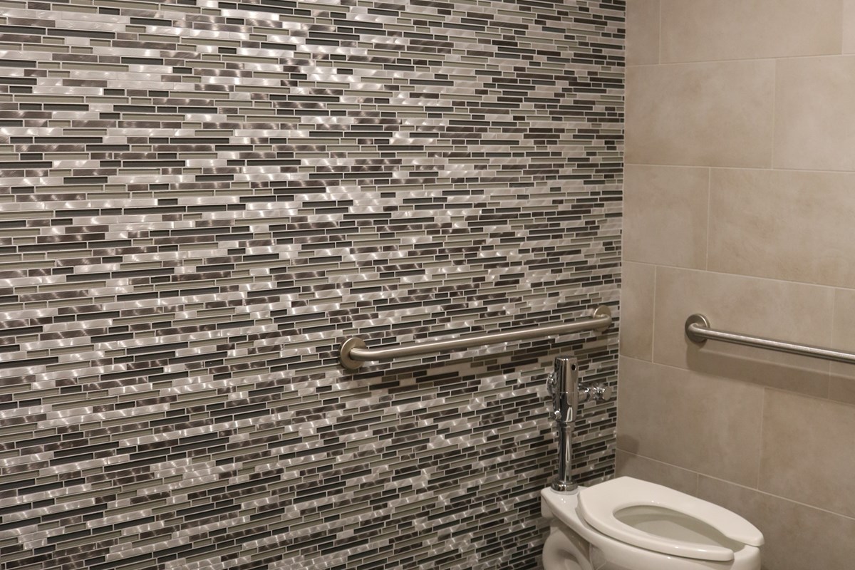 Straight Edge Striping