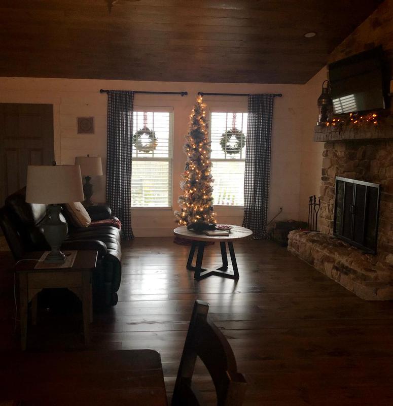 to Red Cottage Hideaway Amish Country Ohio LodgingBerlin, Ohio