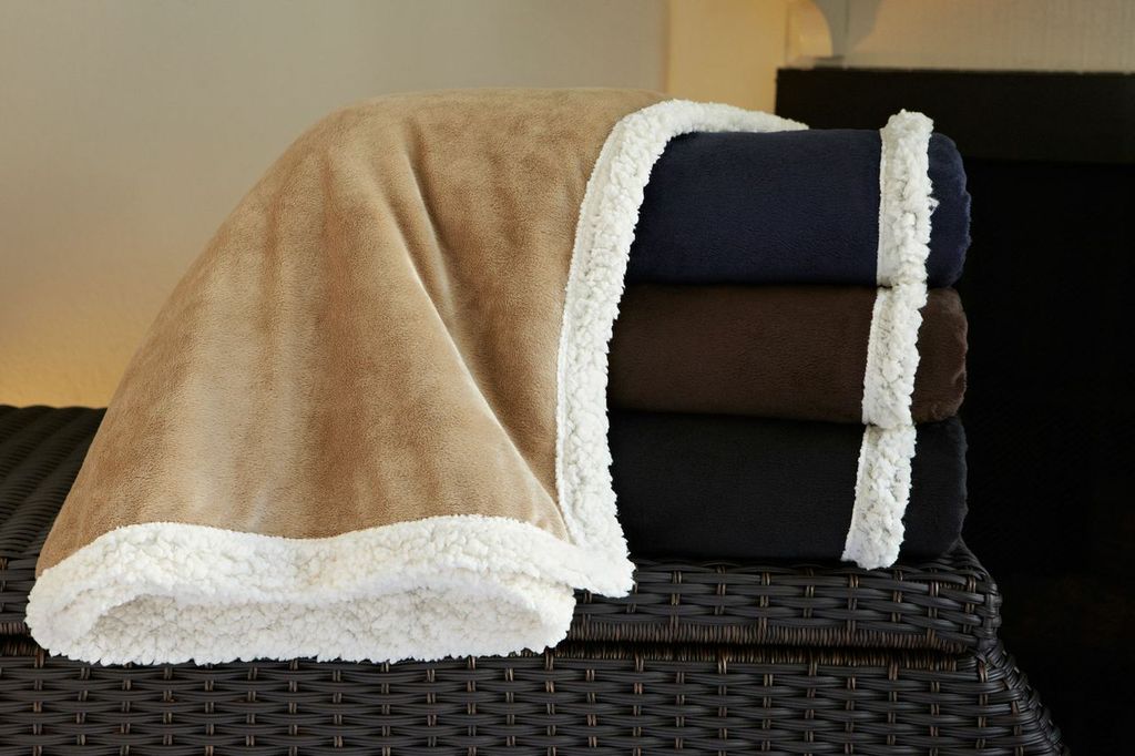 Kanata Lambswool Throw Redeem Source