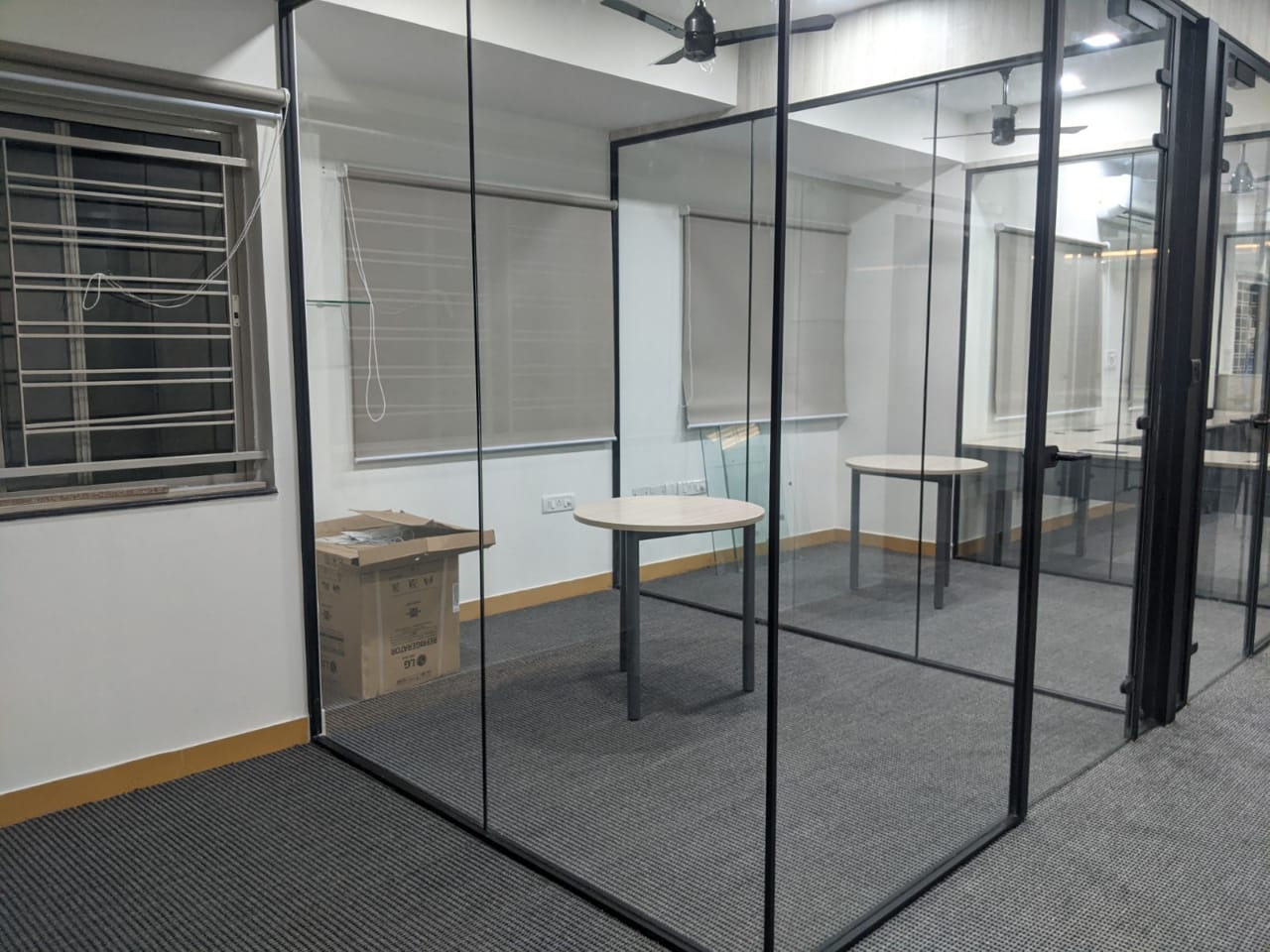 Glass Partition Manufacturers, Dealers Suppliers in Mumbai Bangalore