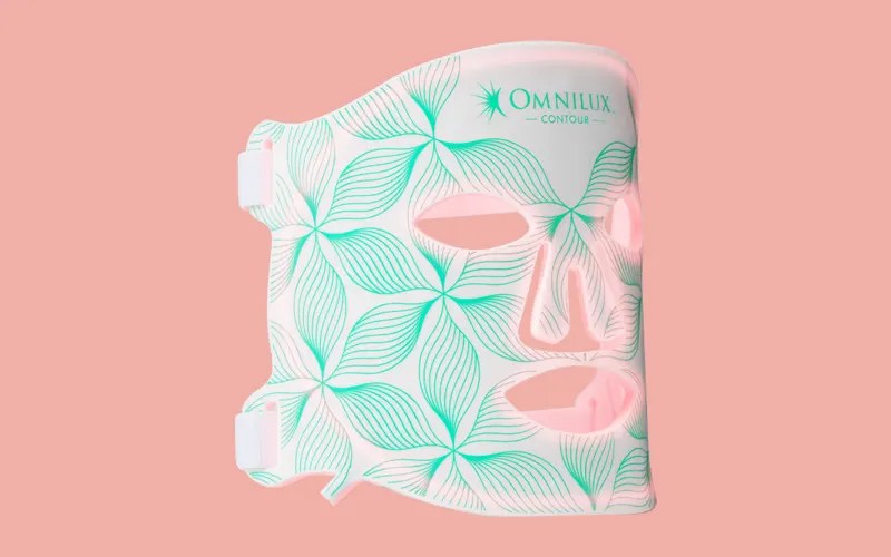 Omnilux Reviews: Is This LED Face Mask Effective?