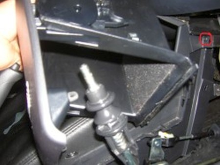 2007-12 Nissan Altima shift boot installation