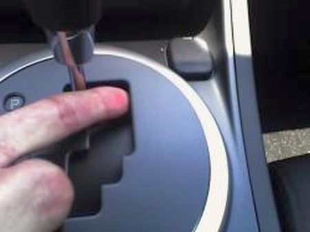 2007-13 Mazda CX-7 shift boot installation