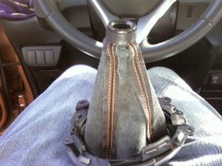 2007-13 Honda Fit shift boot installation