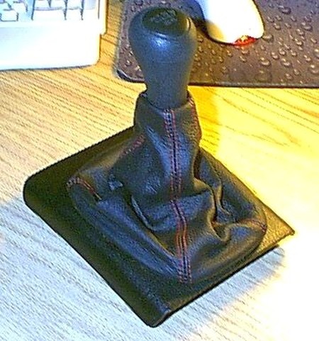 1993-99 Volkswagen Golf MK III shift boot installation
