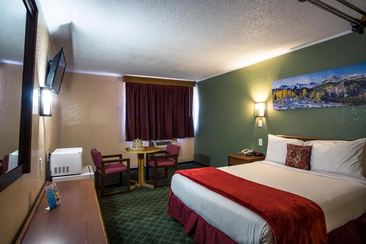 Red River Inn Silt Rifle Hotel in Silt Colorado