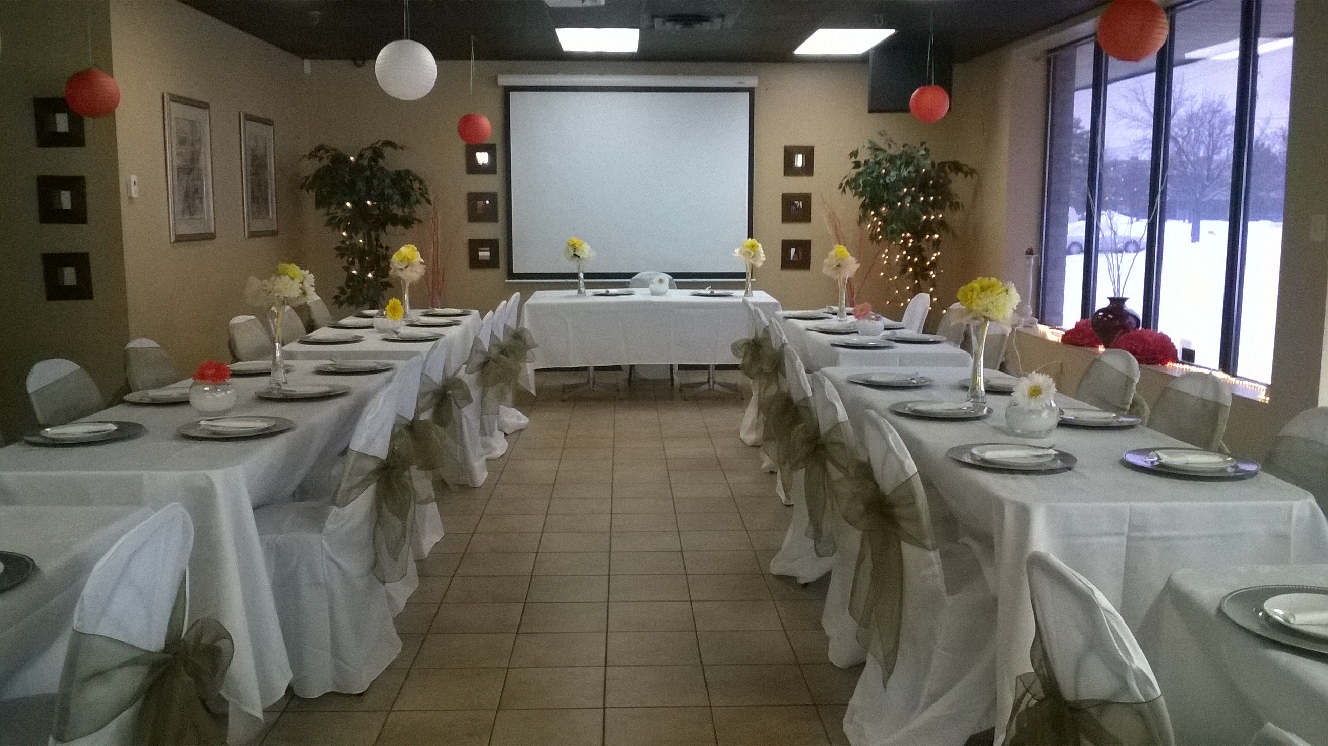 Red Spoon Restaurant Gallery