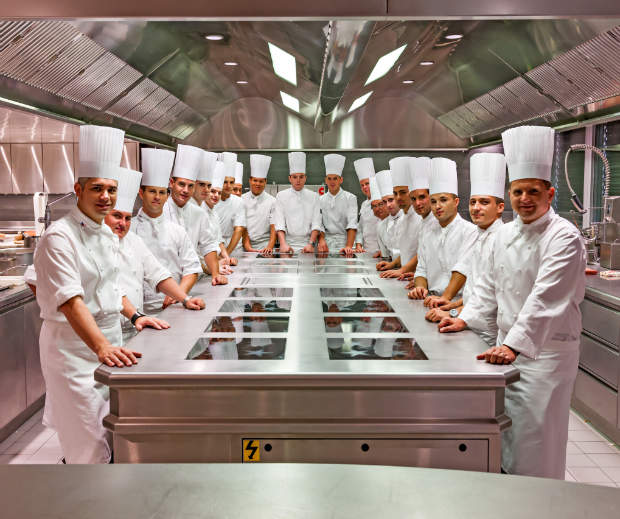 Naissance de Académie de Cuisine Benoît Violier Références Hôteliers