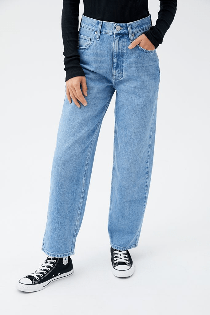 BDG + Petite HighWaisted Baggy Jean Medium Wash