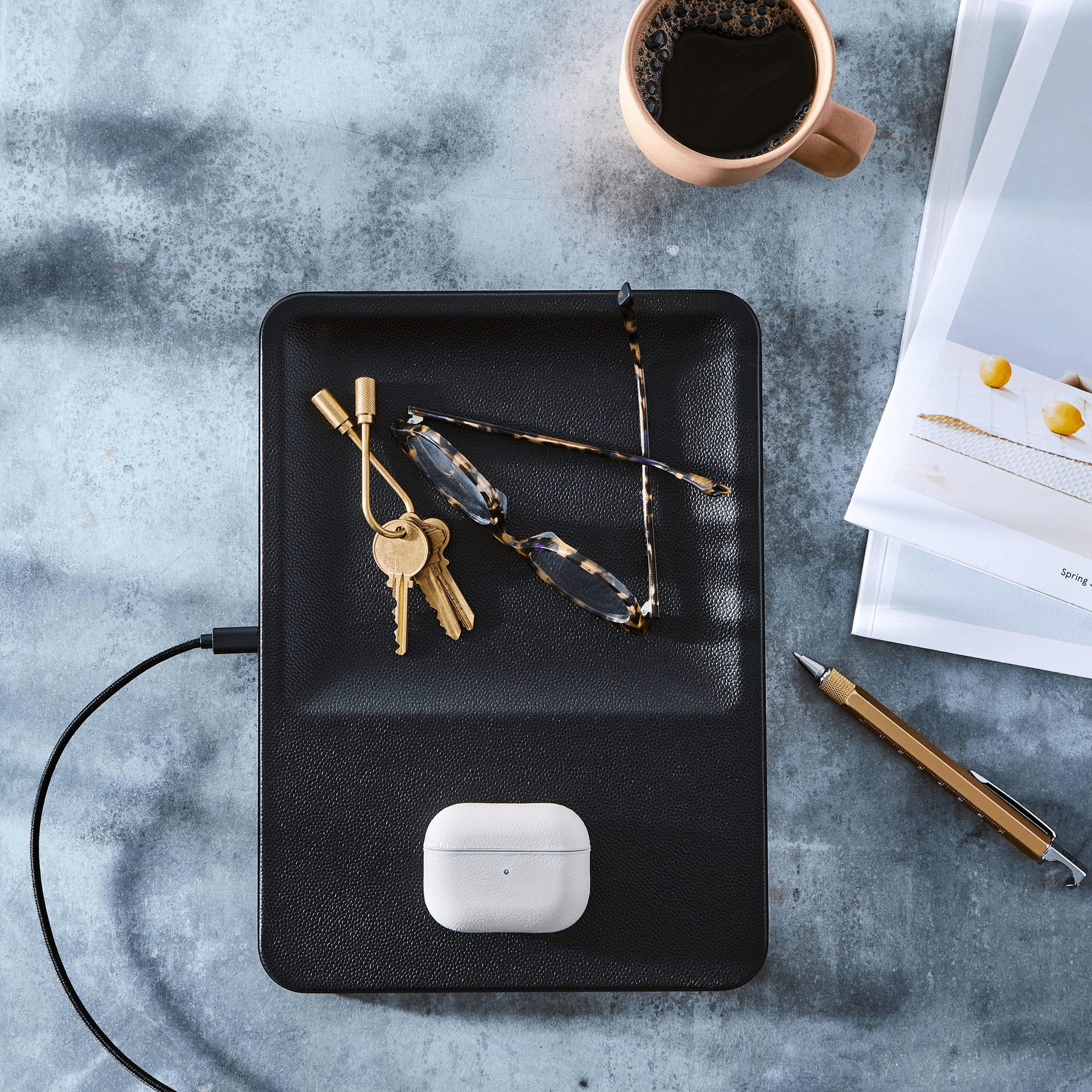 Courant + Wireless Phone Charging Leather Tray