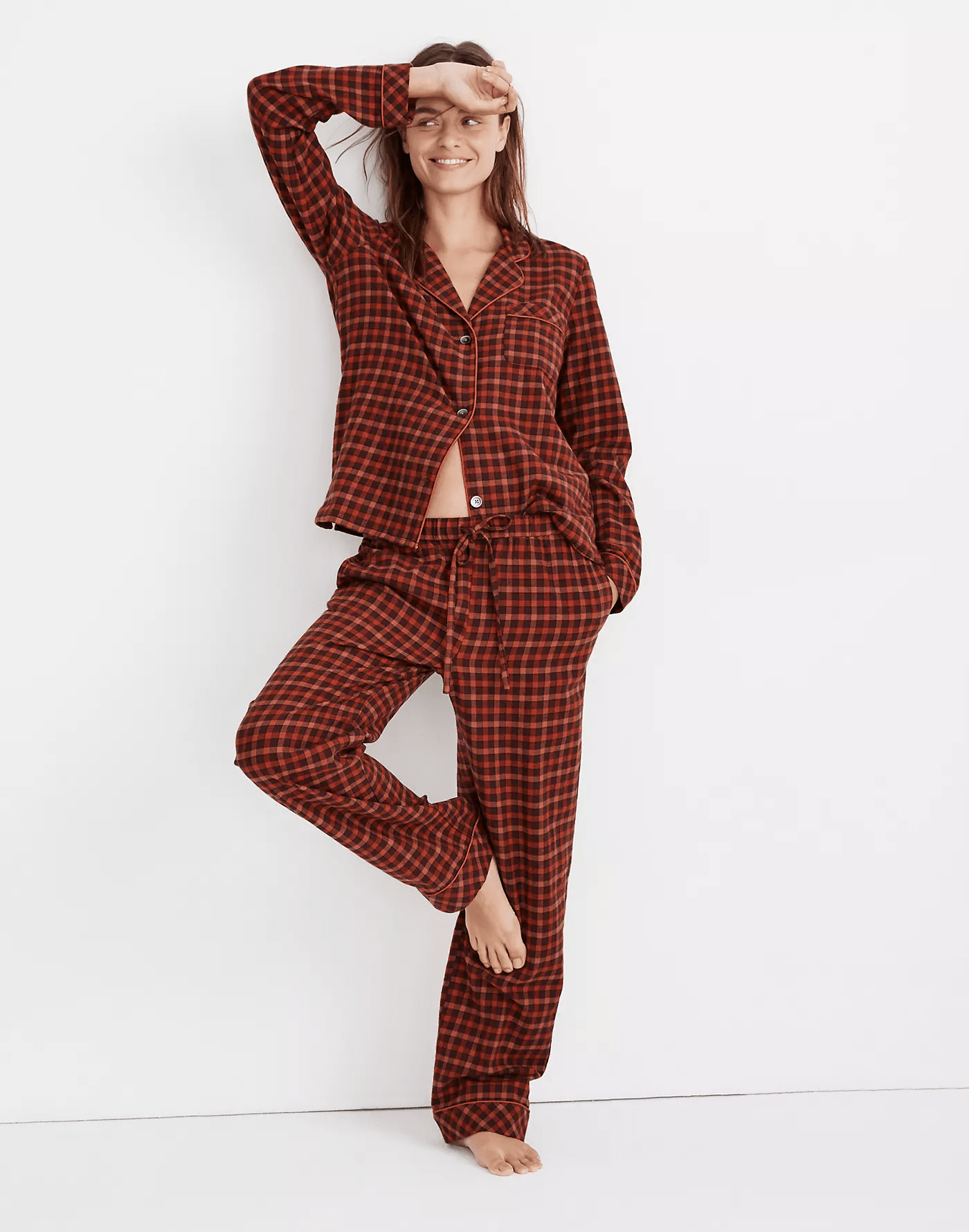 FASHION WORLD 16 Pairs Of Flannel Pajamas To Hibernate In All Winter Long