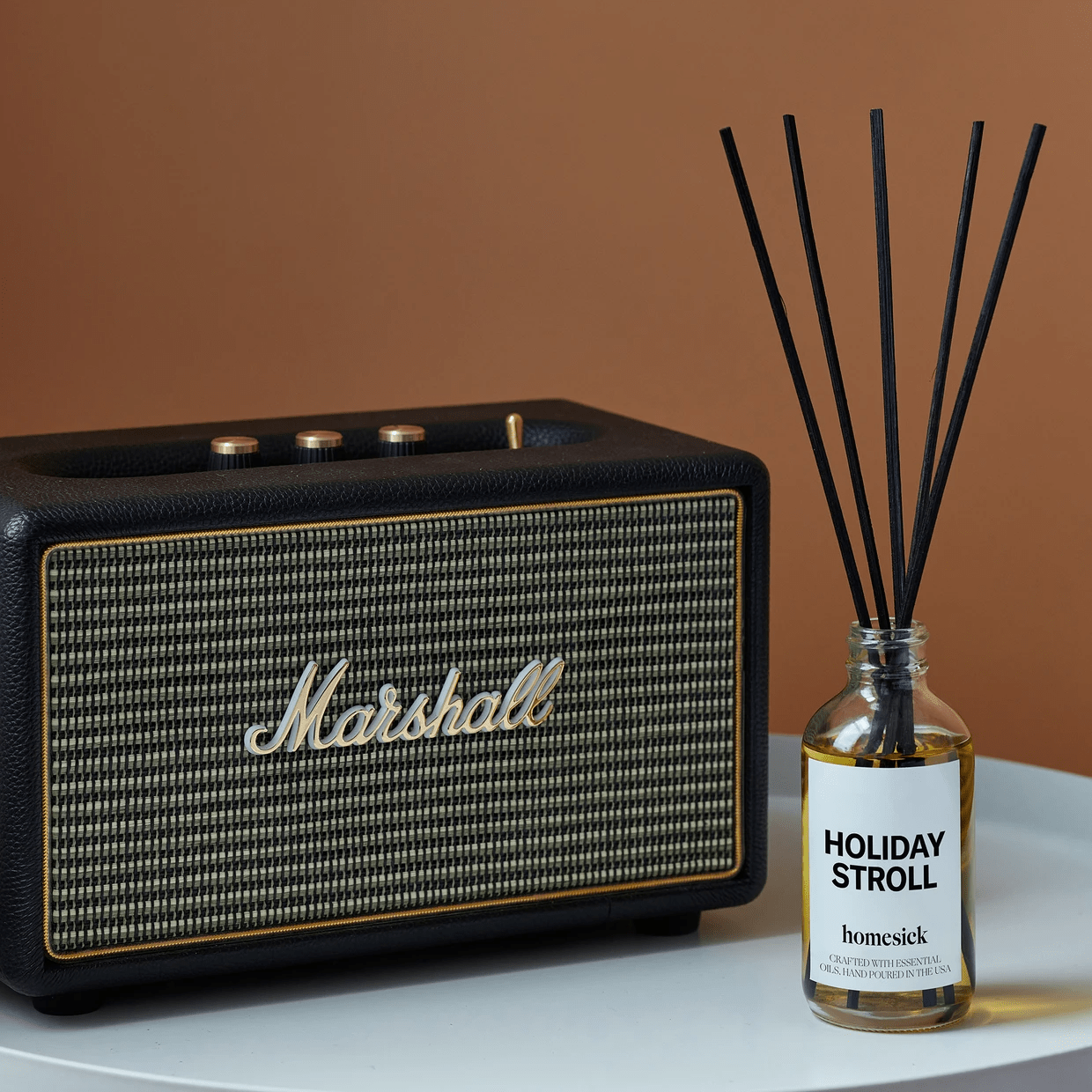 Homesick Candles + Holiday Stroll Reed Diffuser