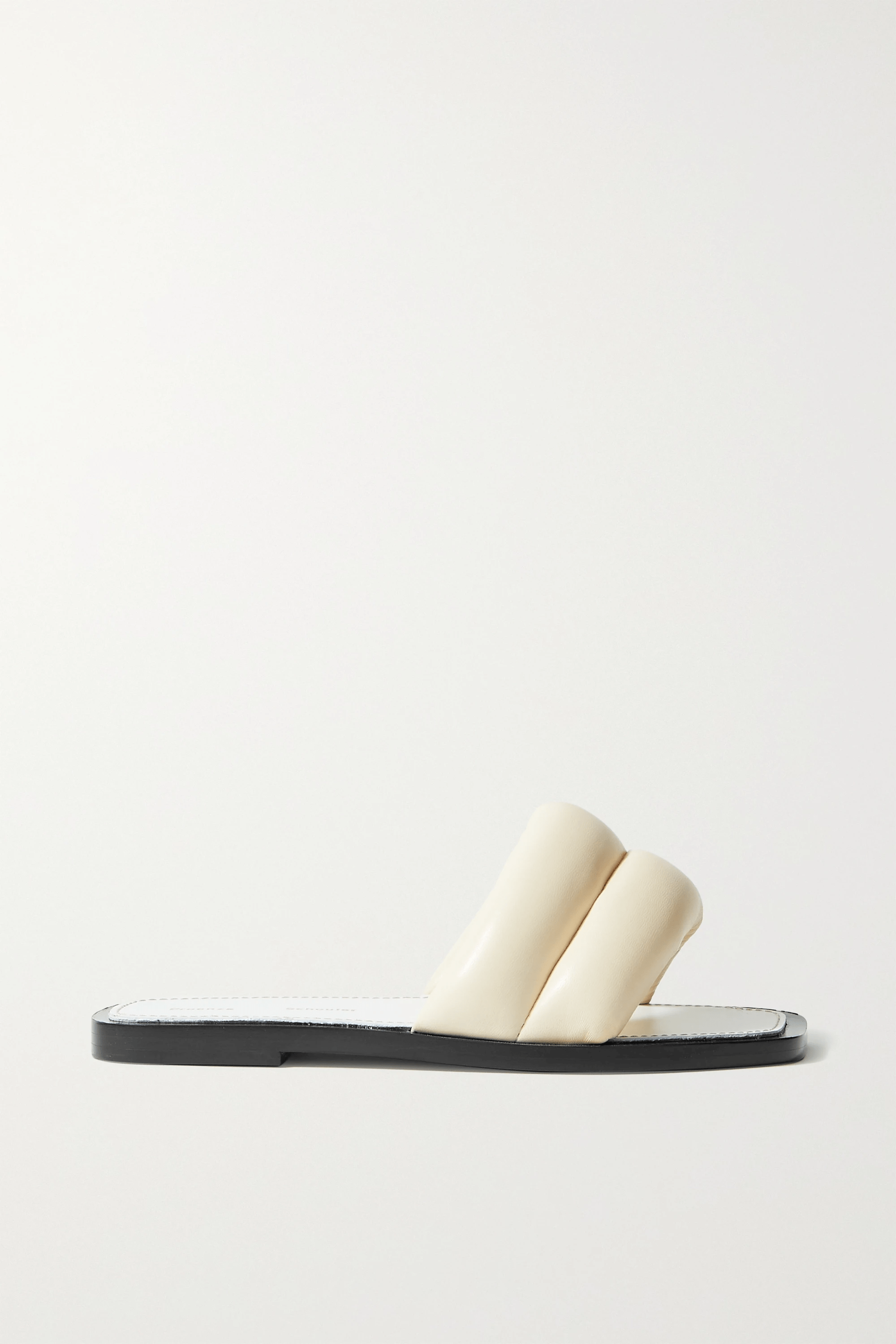 Pillow Sandals Are A Comfy & Chic Summer Shoe Trend
