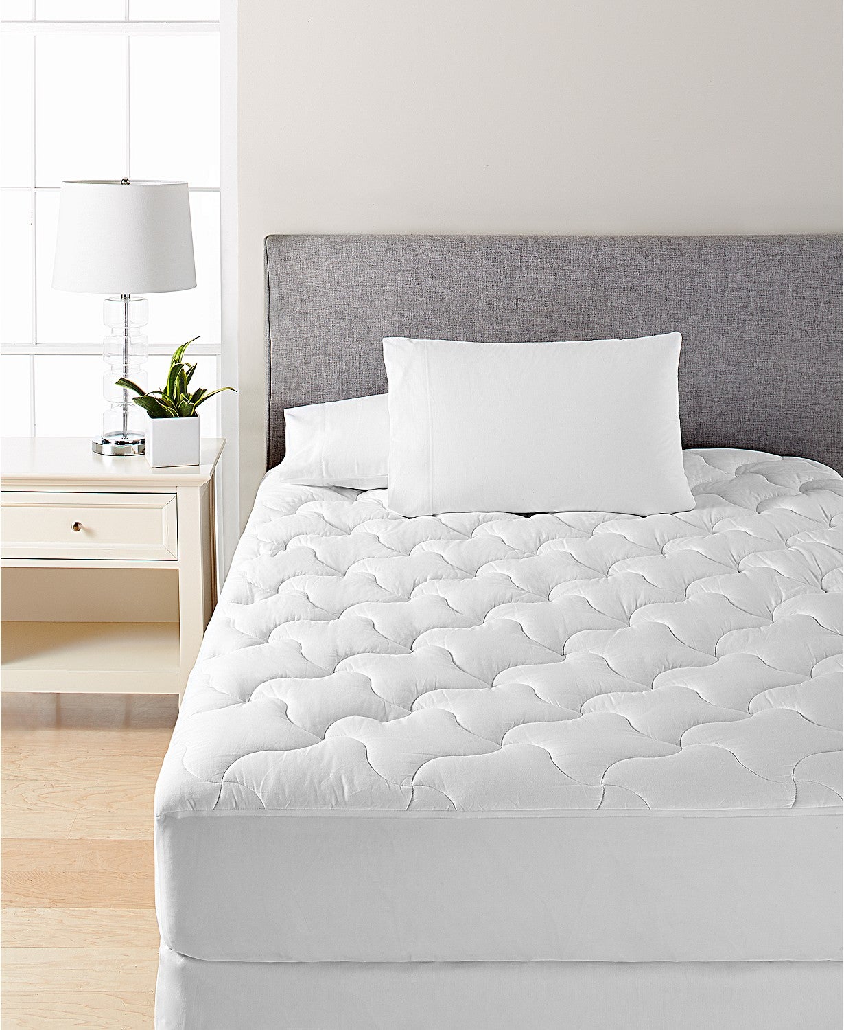Martha Stewart Collection + Quilted Queen Mattress Pad