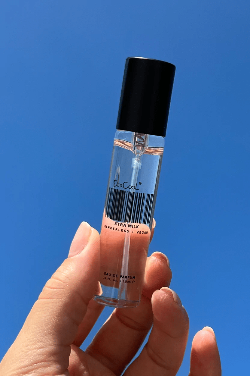 DedCool XTRA Milk & Smiley Face Garden Review