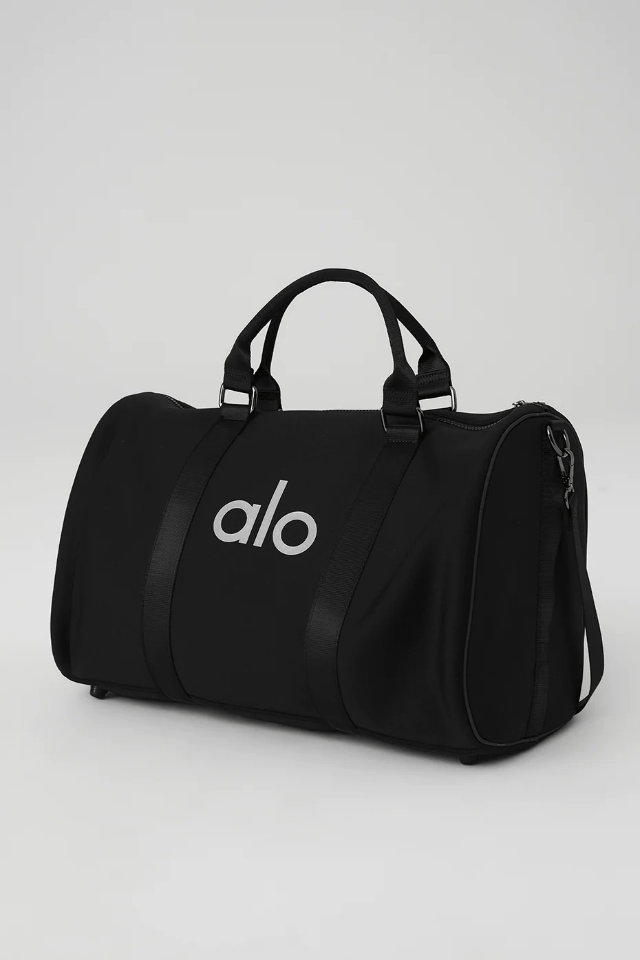Alo Yoga + TRAVERSE DUFFLE